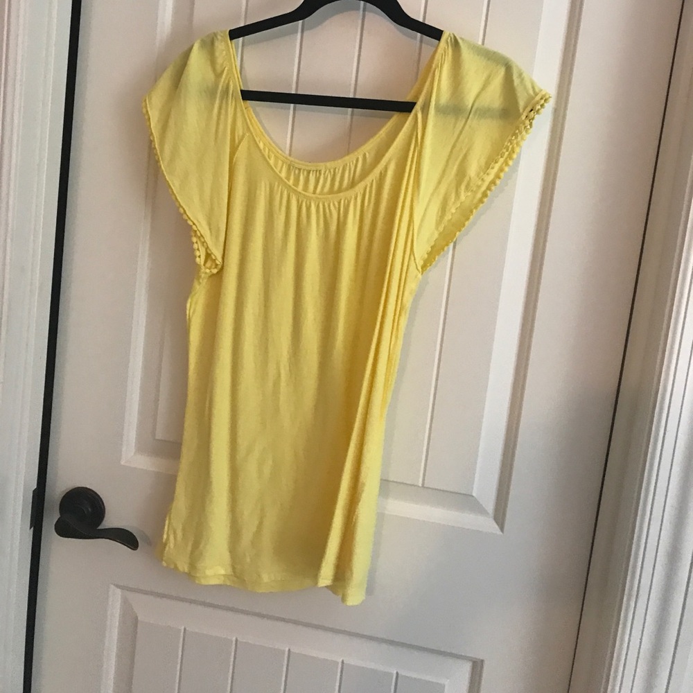 Cute short sleeve top!