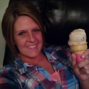 Meet your Posher, Kacie