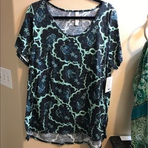 Lularoe Classic Tee 2XL BNWT