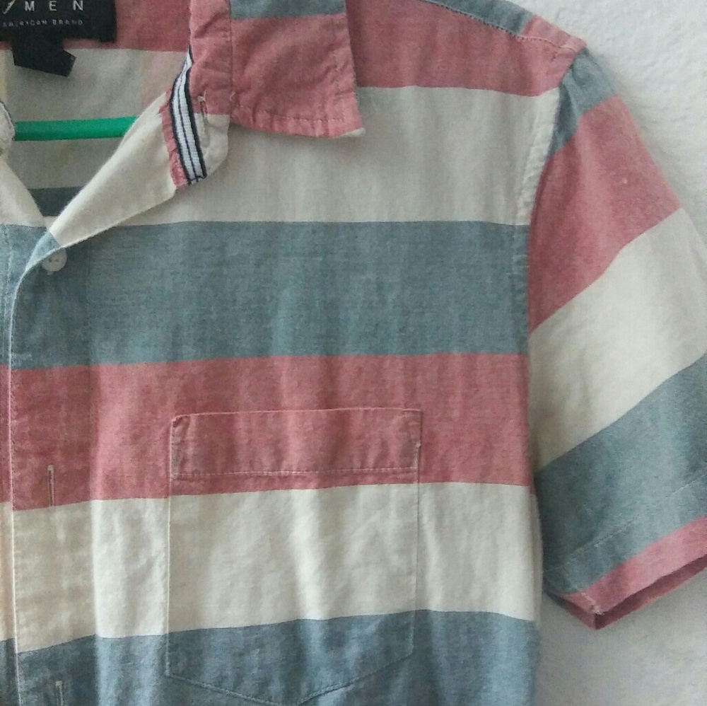Men21 Button Down - Picture 2 of 2