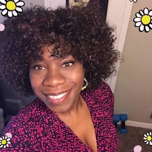 Meet your Posher, Pauline