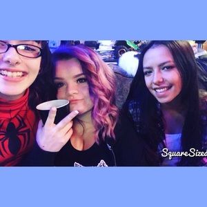 Meet your Posher, Christina