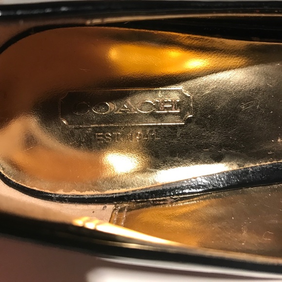 Coach 3" Patent Leather Office Chic Heel, Size 10 - Picture 2 of 6