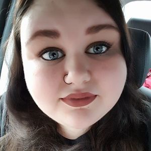 Meet your Posher, Cortney