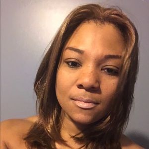 Meet your Posher, Yolanda