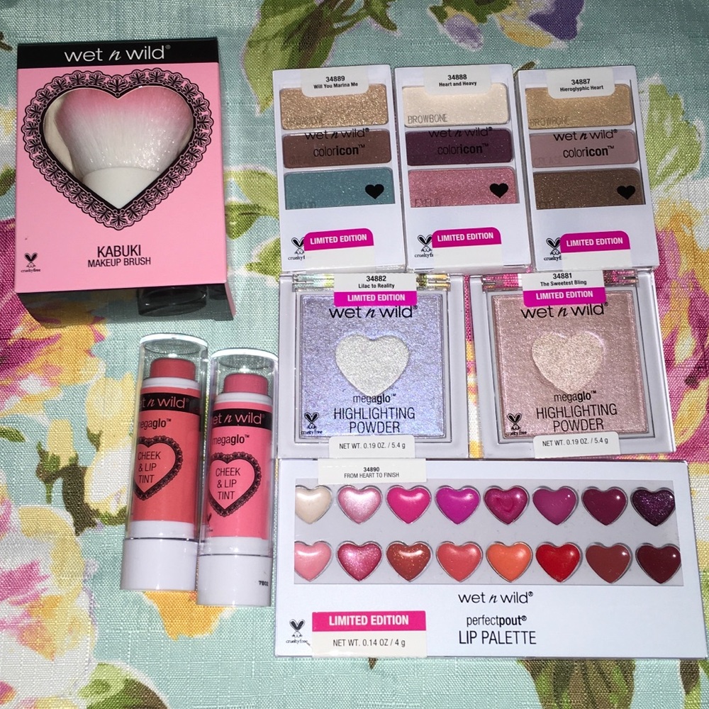 Wet n wild bundle