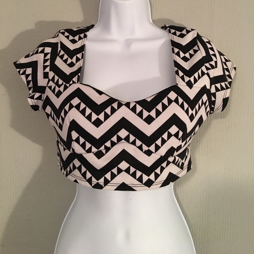 Rue 21 Crop Top