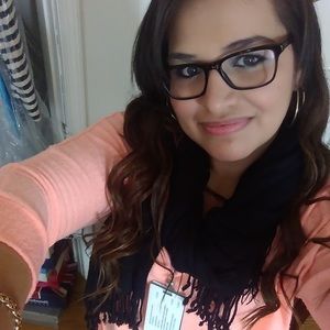 Meet your Posher, Karina