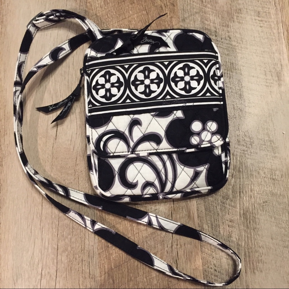 Vera Bradley Crossbody Bag in Night and Day