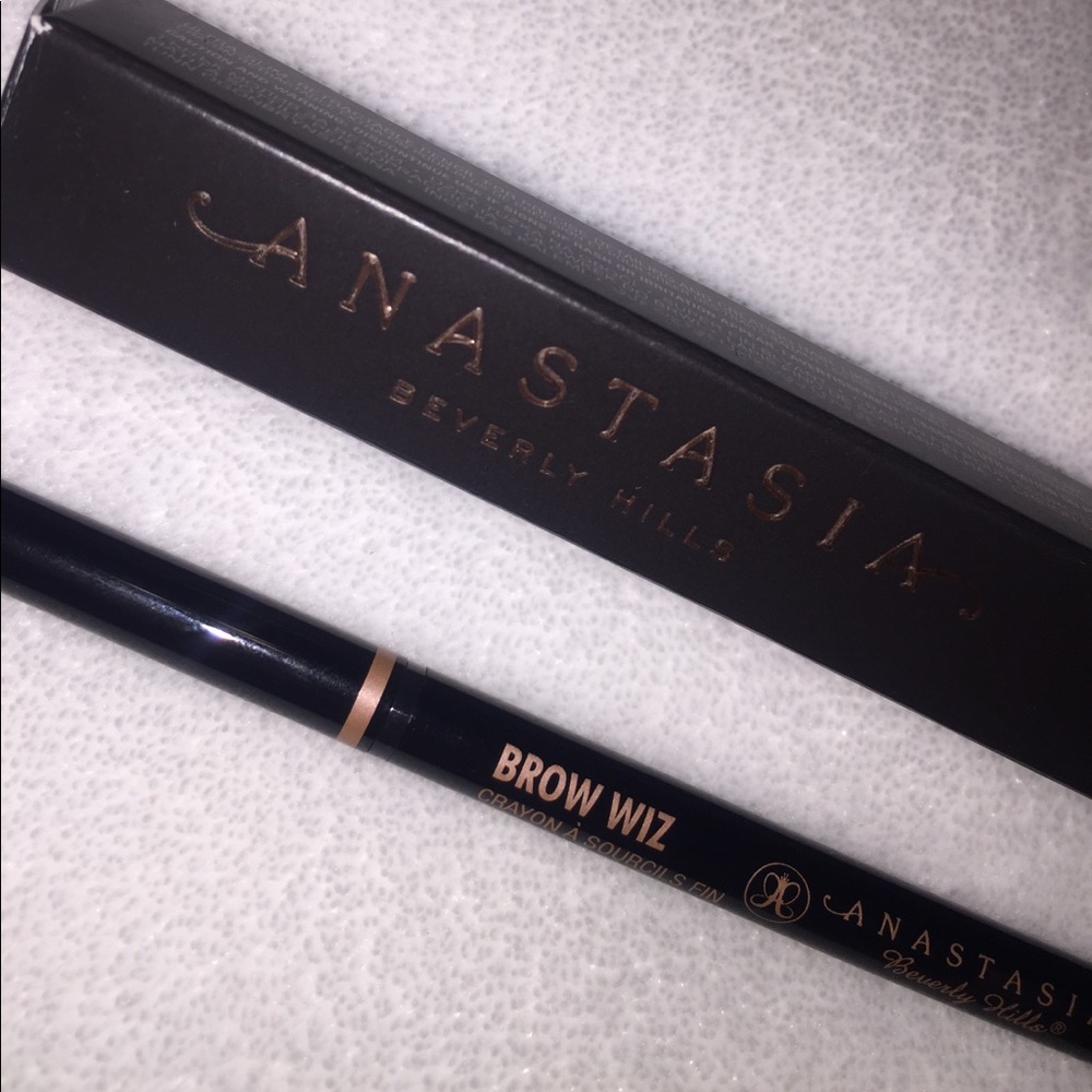 ABH Brow Wiz Ebony
