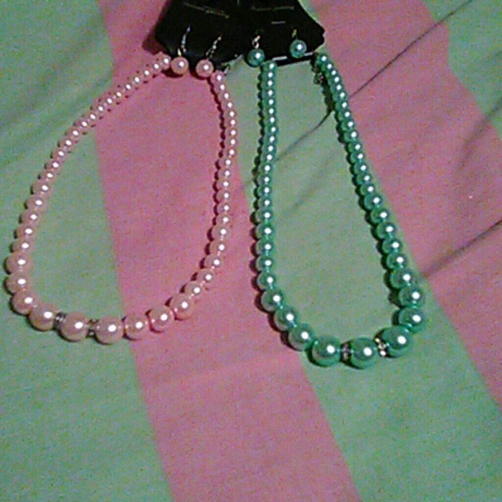 Pearl jewelry sets
