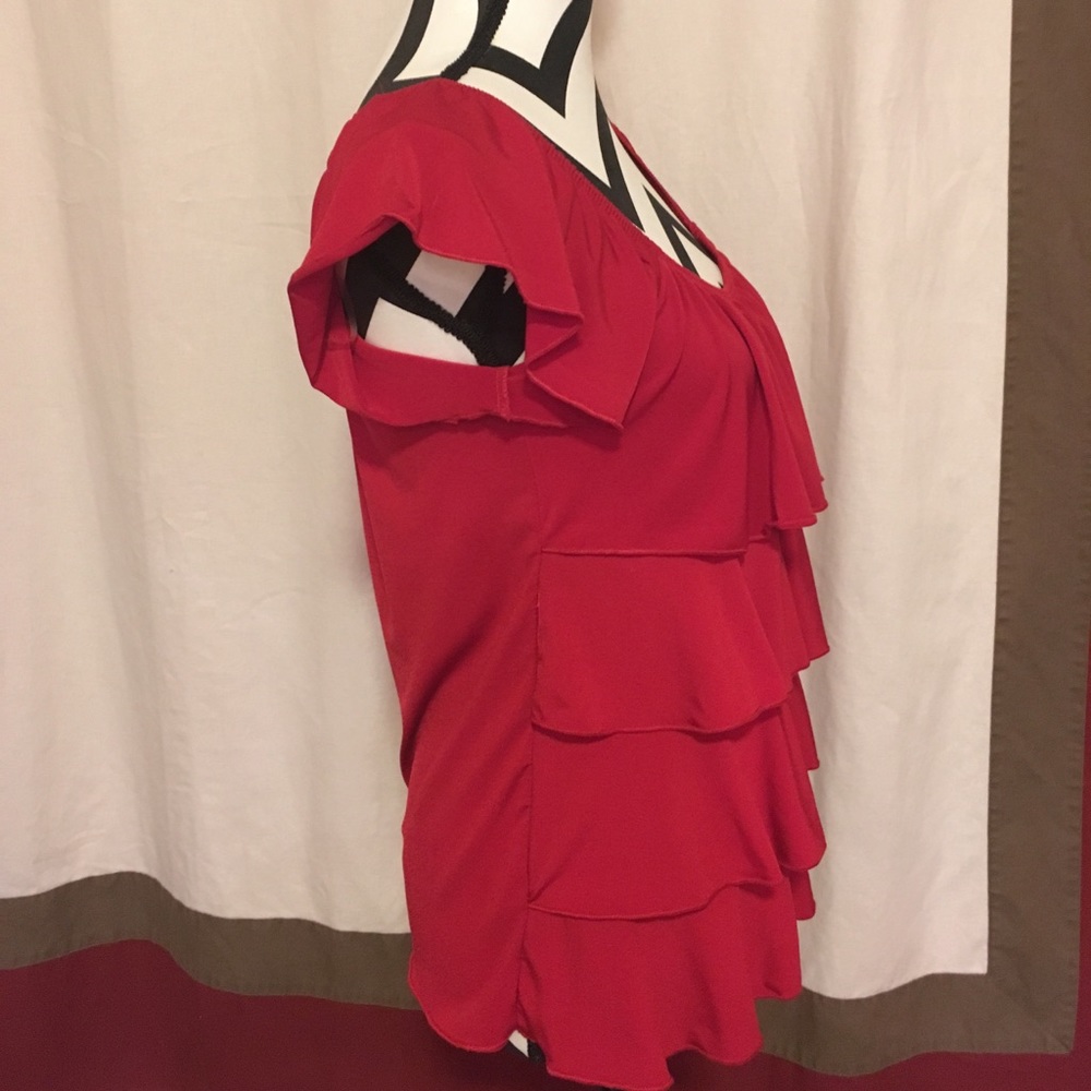 Red ruffled blouse NWT - Picture 4 of 4