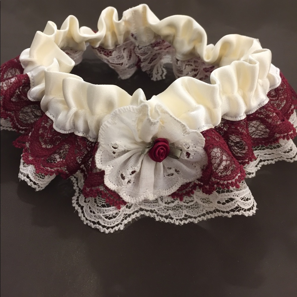 Handmade bridal garter in burgundy & ivory. NWT