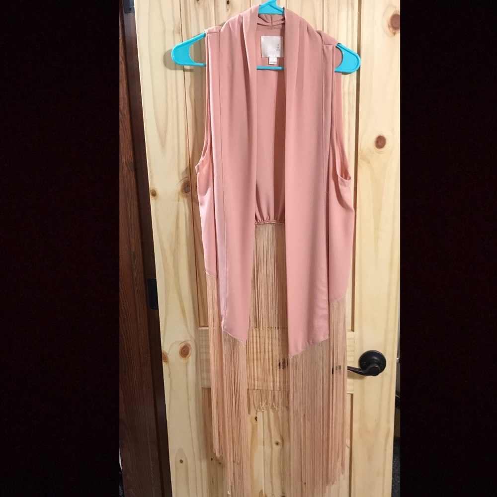 Line and Dot fringe vest in blush