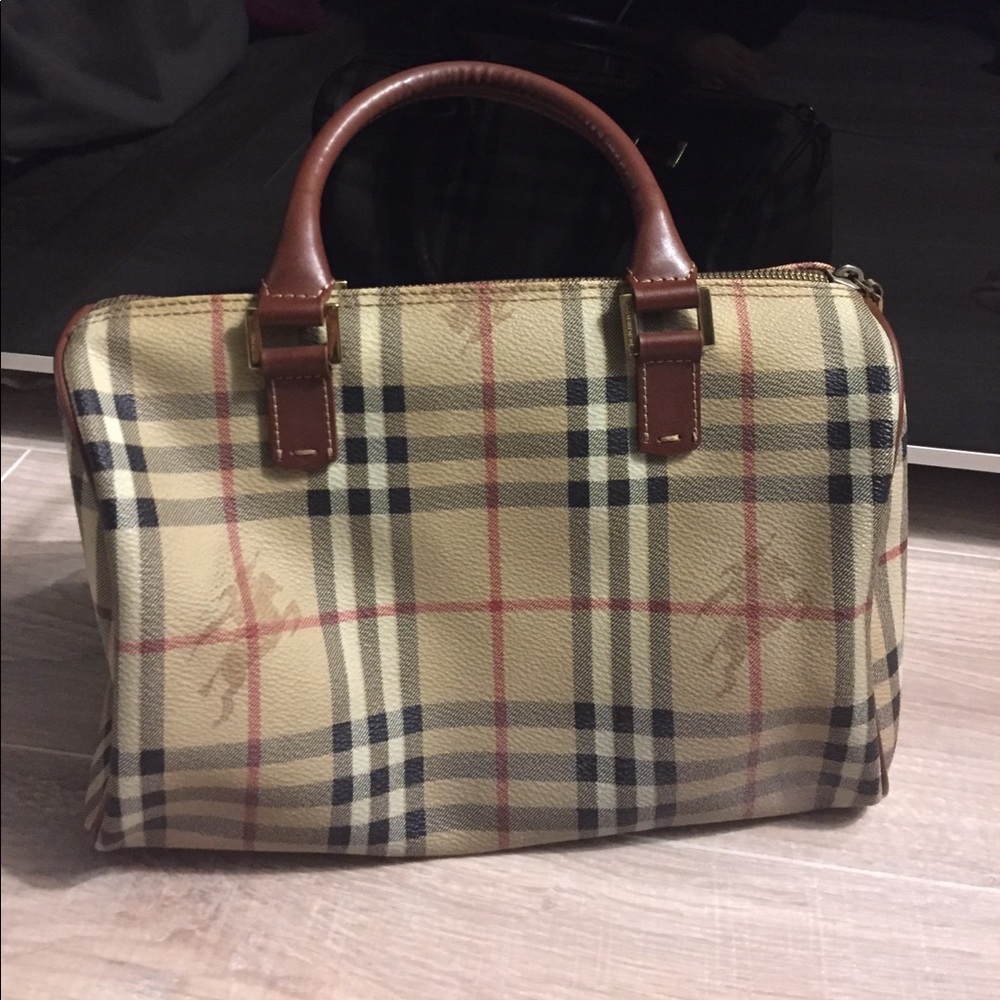 Authentic Burberry London Classic Nova Check tote