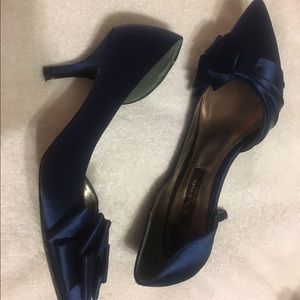 Nina Short heel shoe