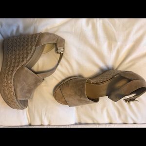 Stuart Weitzman Suede size 9 wedges