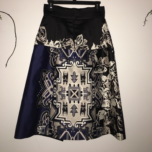 It was bought when I was pregnant it's too small. - Picture 6 of 7