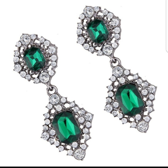 New Emerald Drop Earrings - Picture 1 of 2