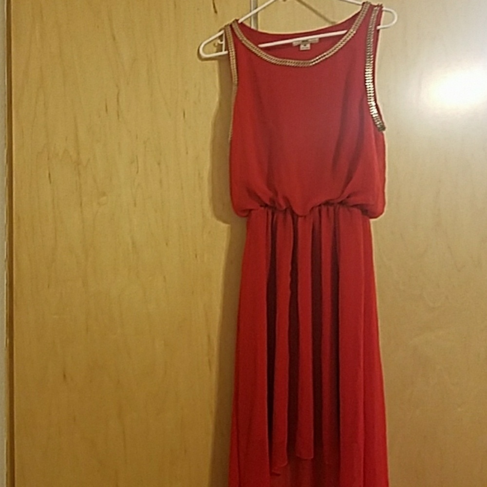 High-low cut sundress