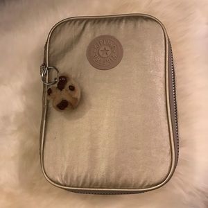Kipling stationary/make-up bag