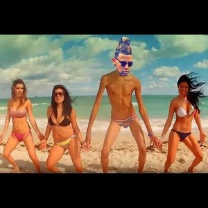 Meet your Posher, Floro