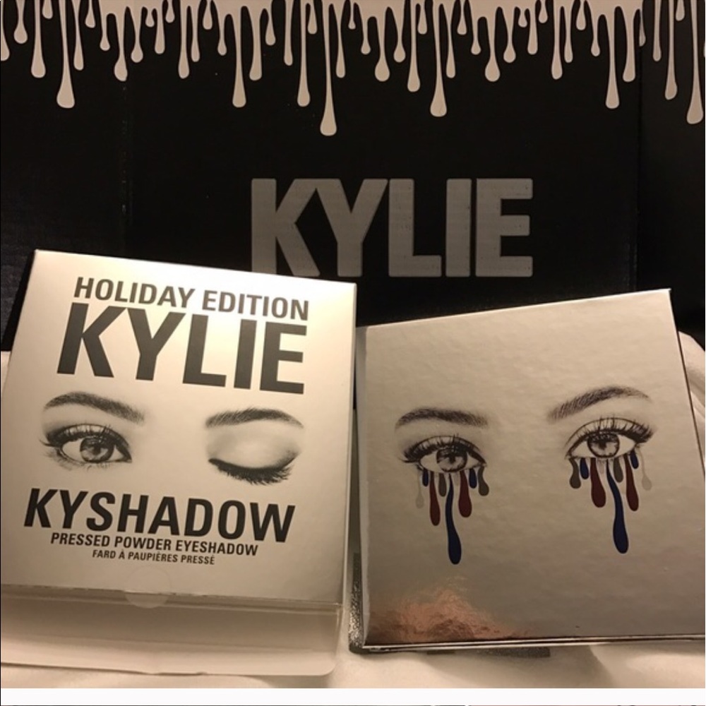 Trading for burgundy palette with holiday palette