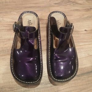 Allegria clog/ slip on