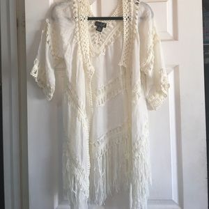 XL White Crocheted Kimono