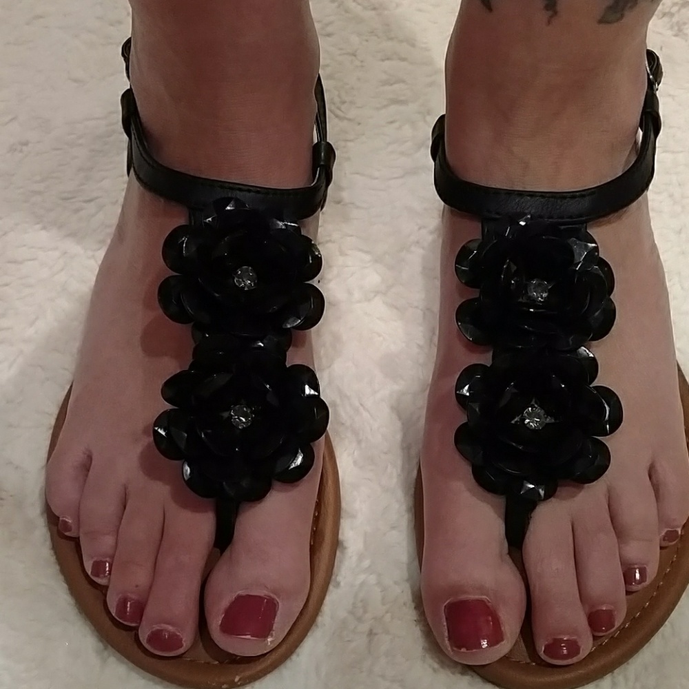 SO Sandals sz 8