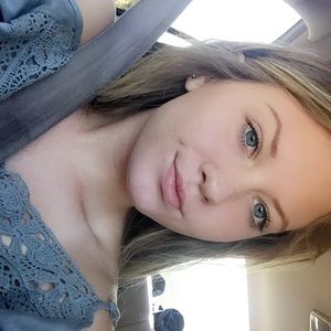 Meet your Posher, Ashlee