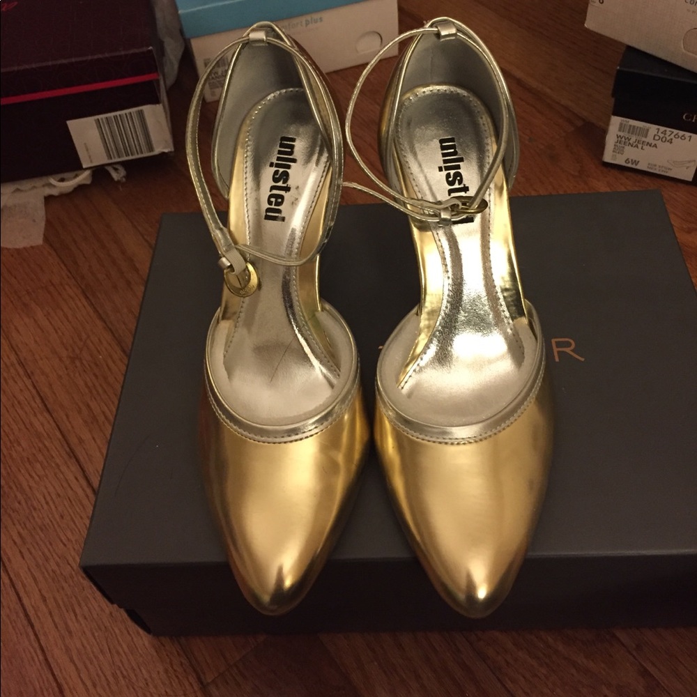 Unlisted High heel