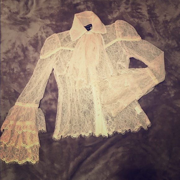 bebe Tops - 💃🏻HP🍾Equestrian Lace blouse