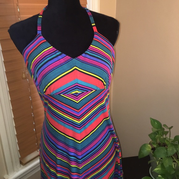Dresses & Skirts - Halter Maxi Dress