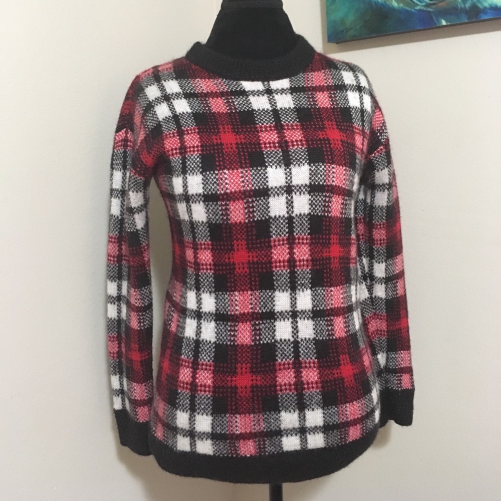 Plaid H&M Sweater Size XS