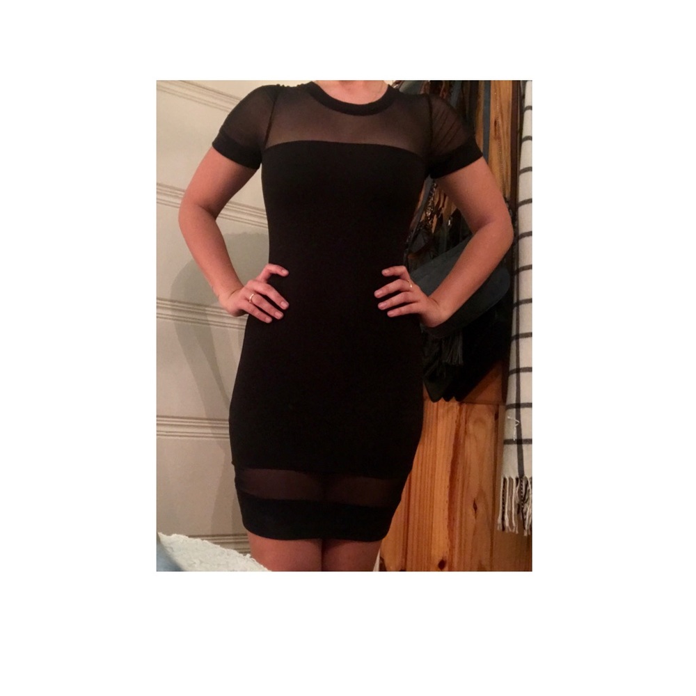 Body Con Black short sleeve dress