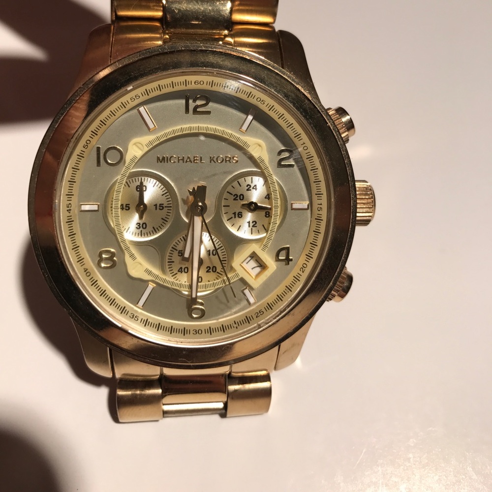 MICHAEL KORS Runway Oversized Gold-tone Watch
