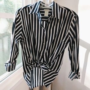 🕶️ Black and White Striped Button Down