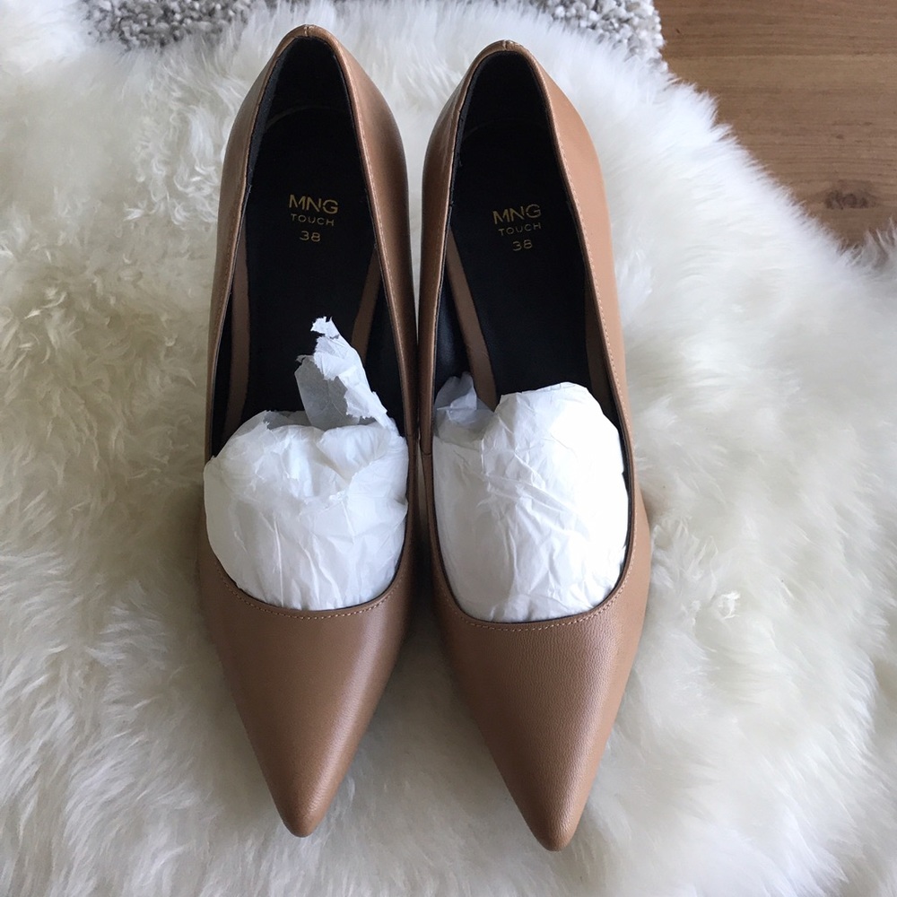 Mango - Leather pumps with 4" heels, 38 EUR