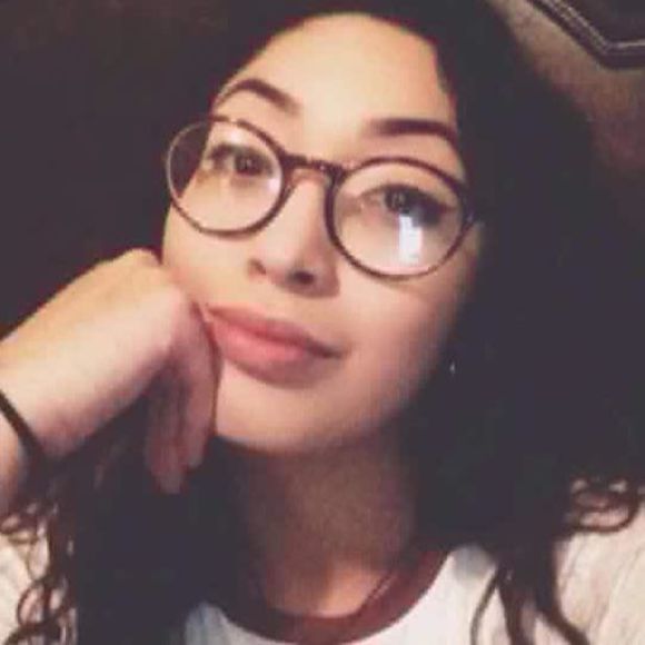 Meet your Posher, Rayelyn - Picture 1 of 1