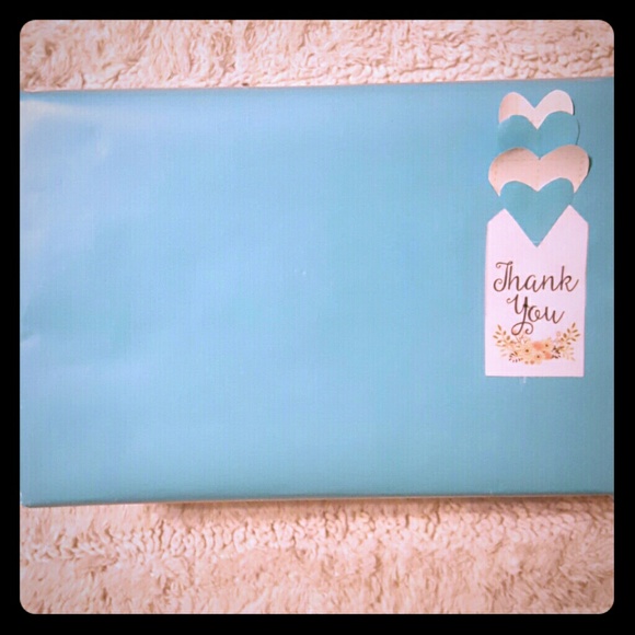 šGetting Creative with my Gift Wrappingš - Picture 1 of 1