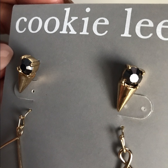 Cookie Lee earring set - Picture 2 of 3