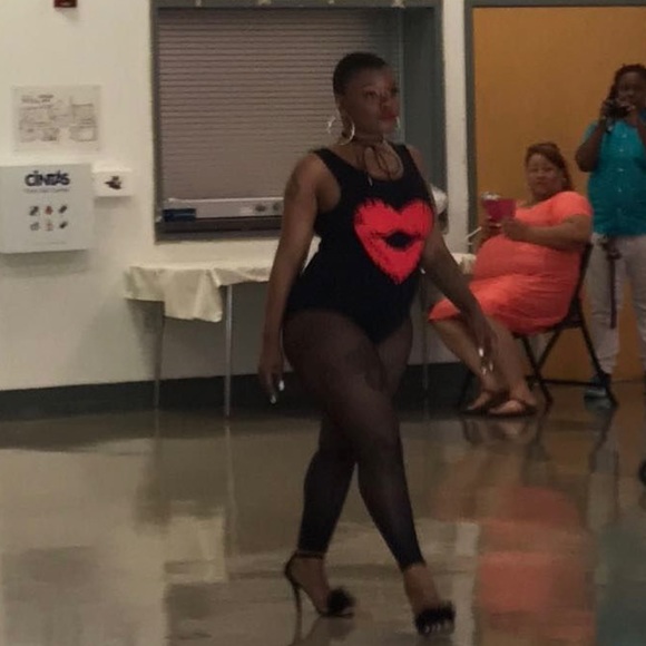 Infinitybyalaysia engraved body suit - Picture 3 of 3