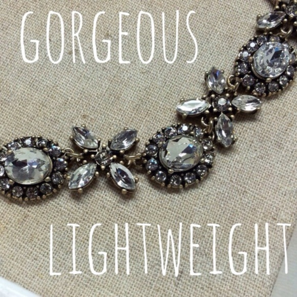 Jewelry | Crystal xoxo necklace - Picture 2 of 3
