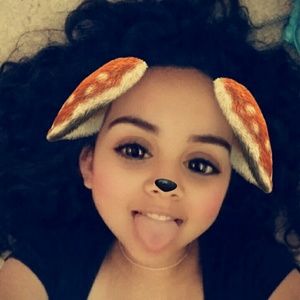 Meet your Posher, Deseree