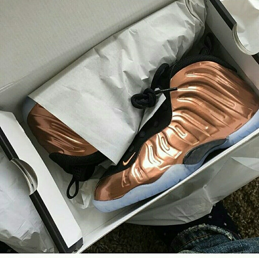 Nike foams