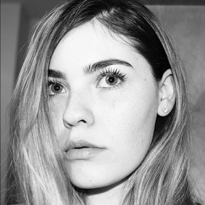 Meet your Posher, Molly