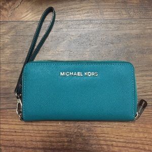 Michael Kors Continental Wallet