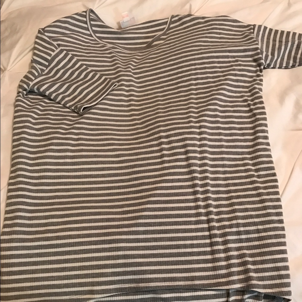 LulaRoe Irma. Gary and white stripe.