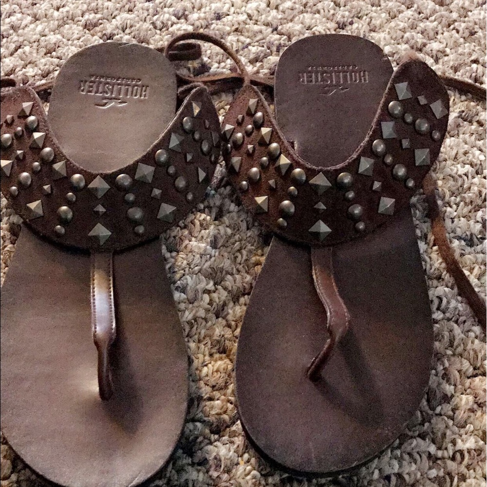 Hollister Brown Sandals
